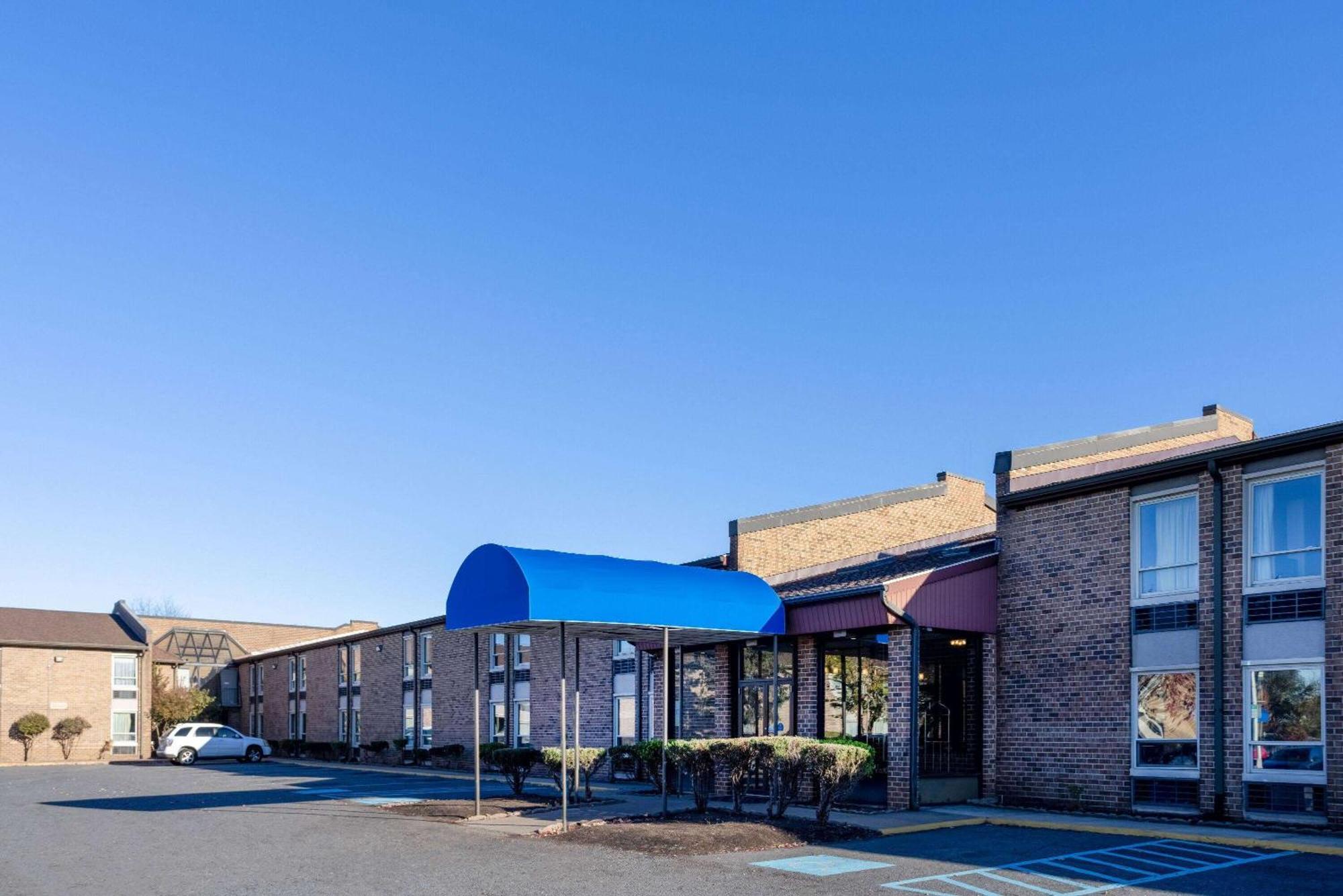 Hotel Days By Wyndham Battlefield 2*